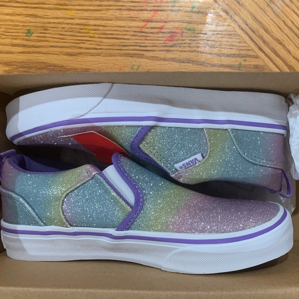 BNIB Adorable VANS